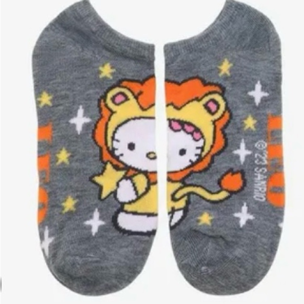 NWT Hello Kitty Leo ♌️ Socks